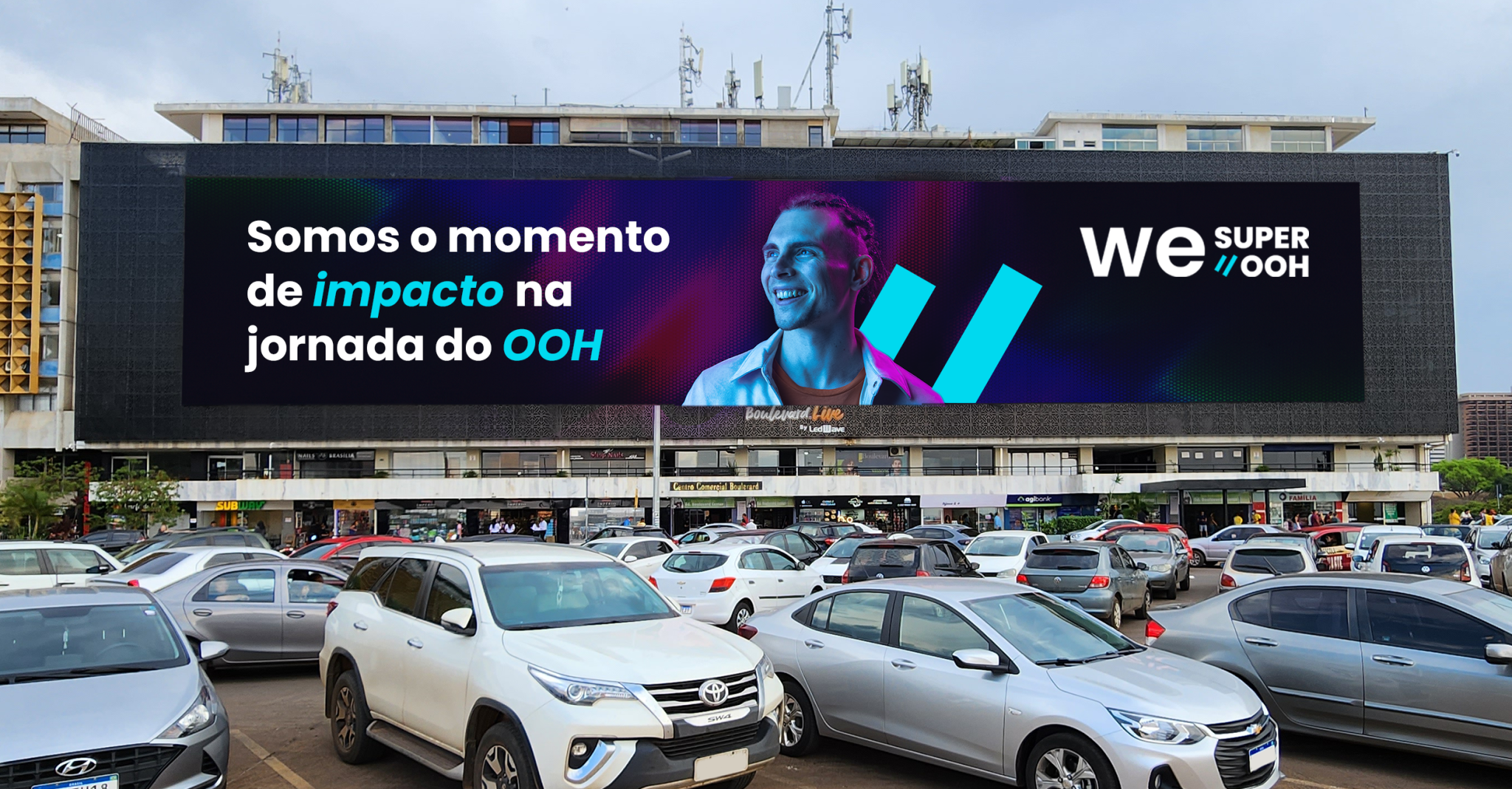 Painel icônico Boulevard.Live, o maior painel de LED da américa latina é We Super OOH, e faz parte do DOOH brasileiro.